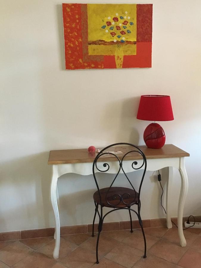 Mas Halcyon Provence Panzió Avignon Kültér fotó